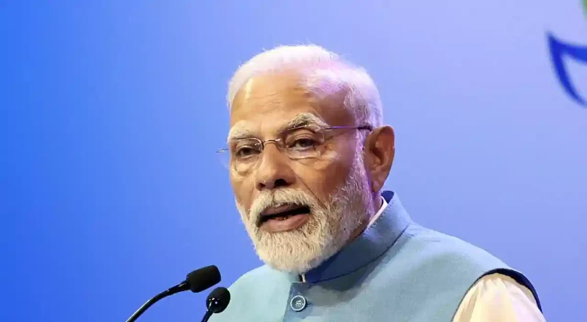 नरेंद्र मोदी ने हेमंत सोरेन के नेतृत्व वाली सरकार पर पांच साल के कार्यकाल के दौरान झारखंड की जनता को धोखा देने का आरोप लगाया