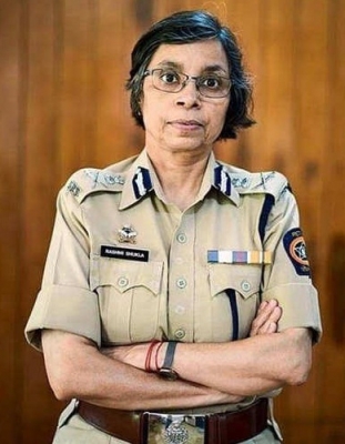 महाराष्ट्र सरकार ने रश्मि शुक्ला को डीजीपी और राज्य के पुलिस बल का प्रमुख पुनः बहाल किया