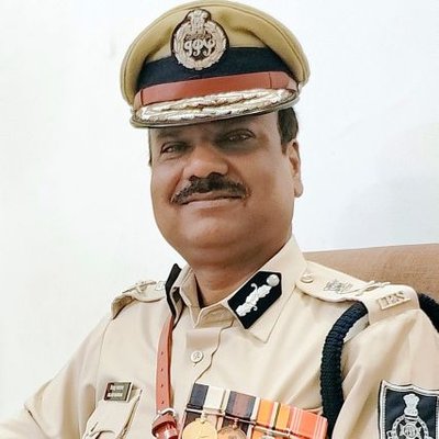 भारतीय पुलिस सेवा 1988 बैच के अधिकारी कैलाश मकवाना होंगे प्रदेश के नए पुलिस महानिदेशक