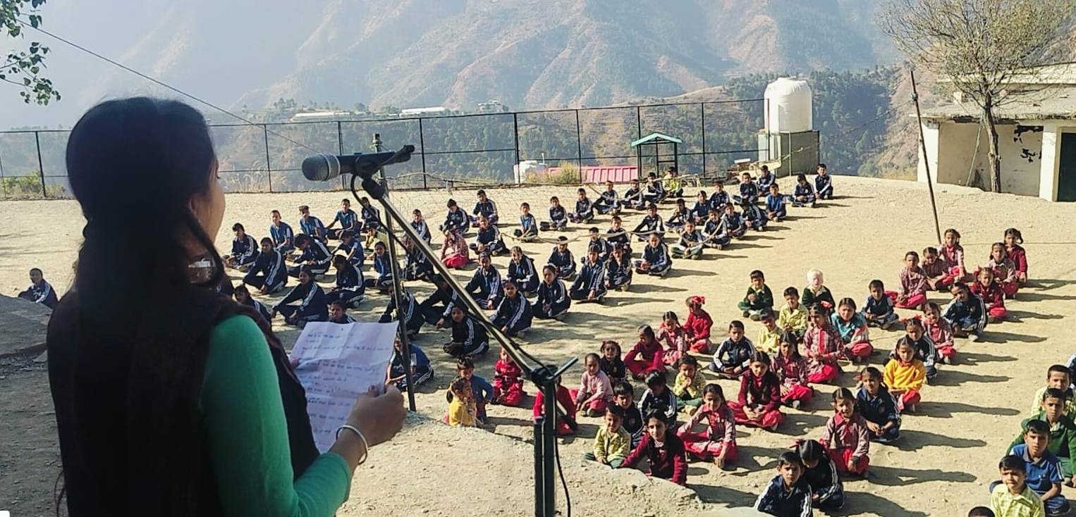 राजकीय उच्च पाठशाला धाली में अनूठे ढंग से मनाया बाल दिवस