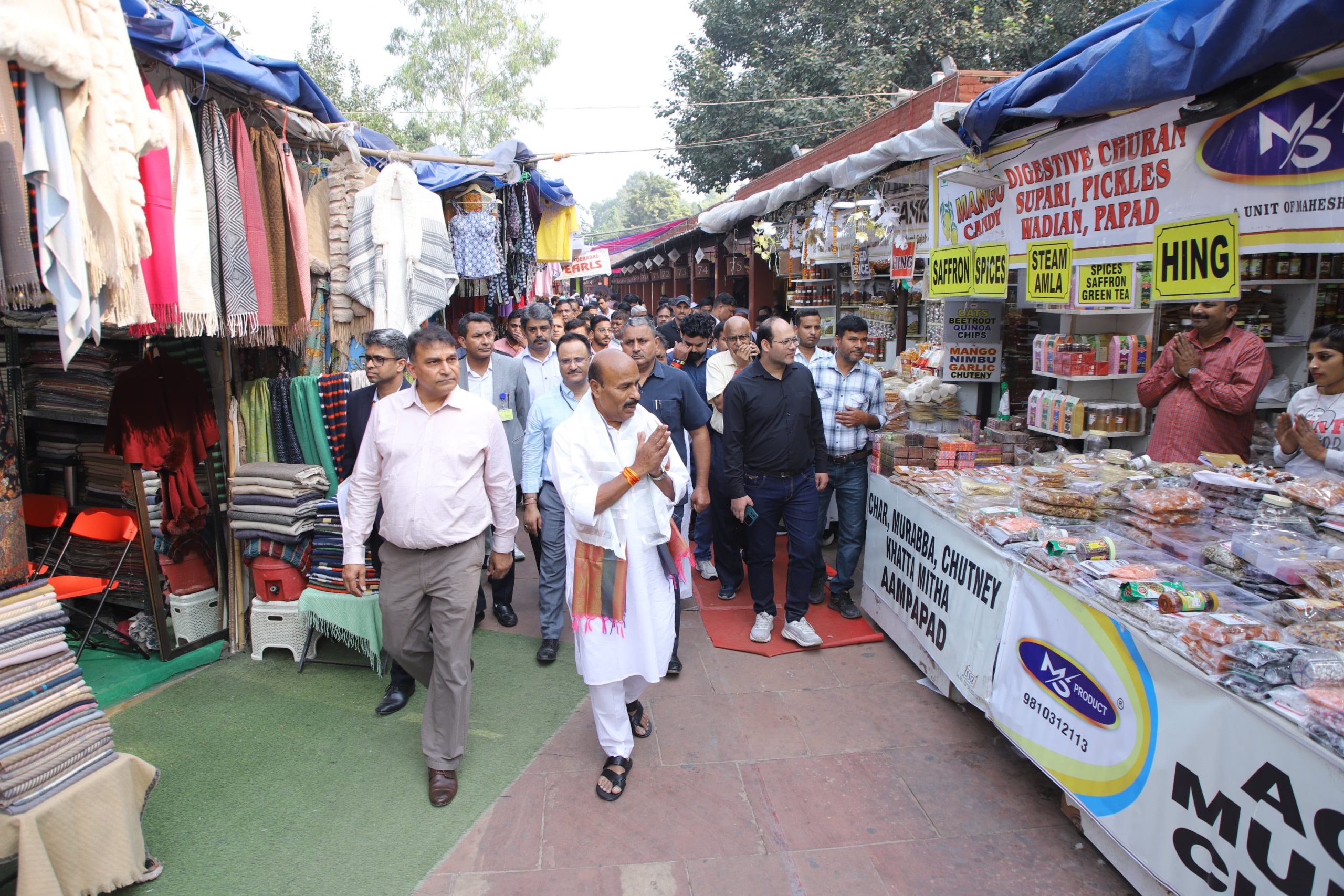 शिल्प समागम मेला 2024 दिल्ली हाट में हुआ शुरू, 16 राज्यों के 100 से अधिक लोगों ने अपने स्टॉल लगाए