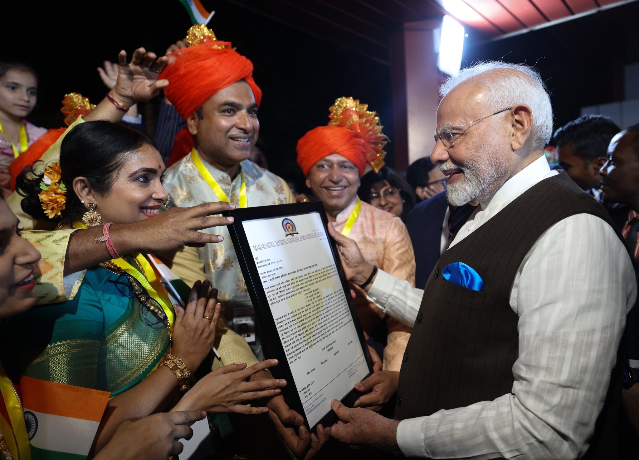 अपनी संस्कृति और भारत से जुड़े रहने के लिए प्रधानमंत्री नरेन्‍द्र मोदी ने की नाइजीरिया के मराठी समुदाय की सराहना