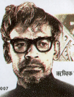 फिल्म निर्देशक, नाटककार, पटकथा लेखक और अभिनेता ऋत्विक घटक की आज 100वीं जयंती है