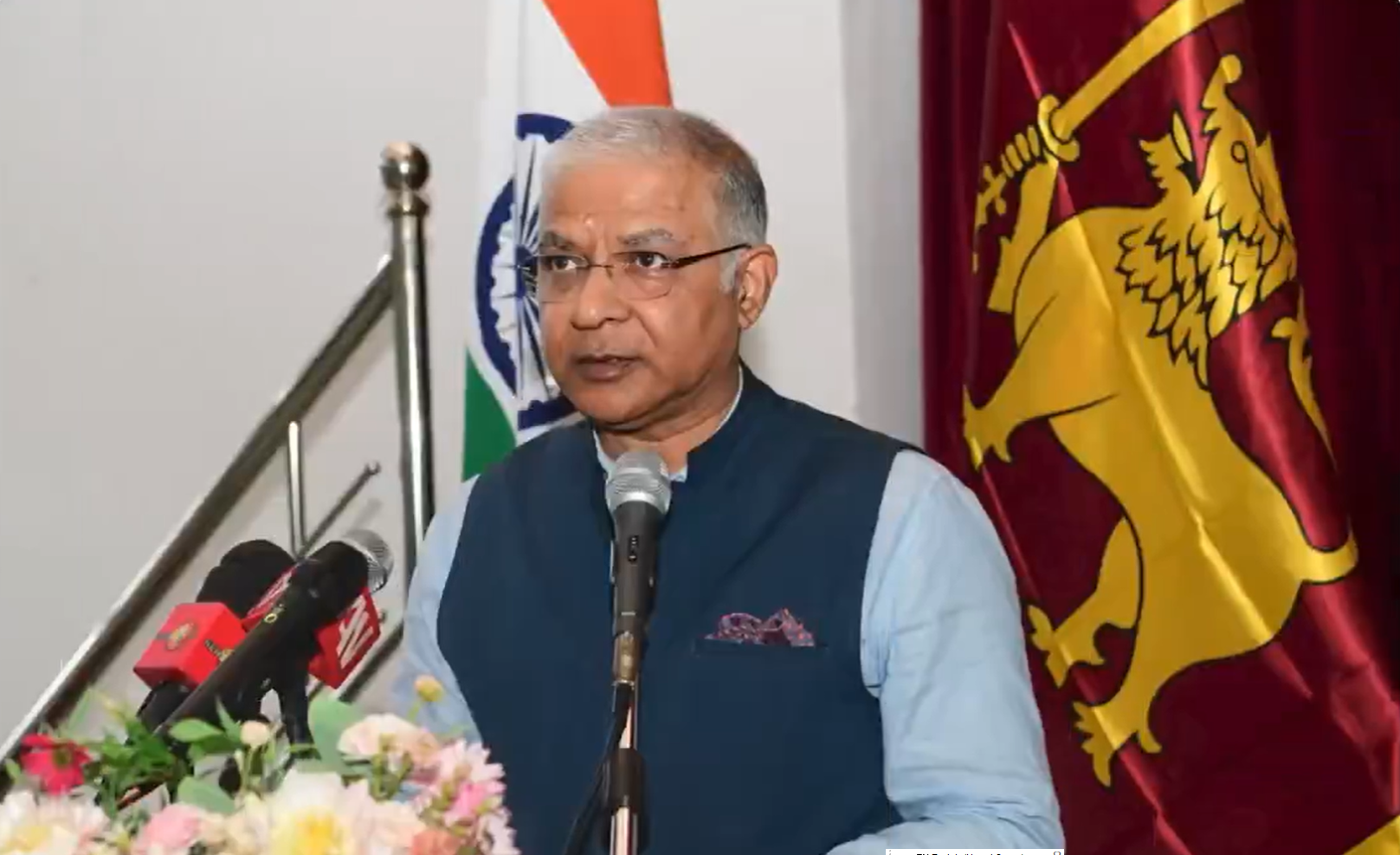 श्रीलंका में भारत के उच्चायुक्त संतोष झा ने दक्षिण एशियाई पर्यटन नेतृत्व मंच को किया संबोधित