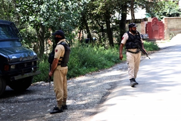 Gunfight breaks out in J&K’s Kulgam district