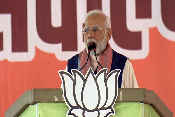 PM નરેન્દ્ર મોદીએ નાંદેડમાં ચૂંટણી રેલીને સંબોધન કર્યું, વિવિધ વિકાસકામોની વિગતો આપી