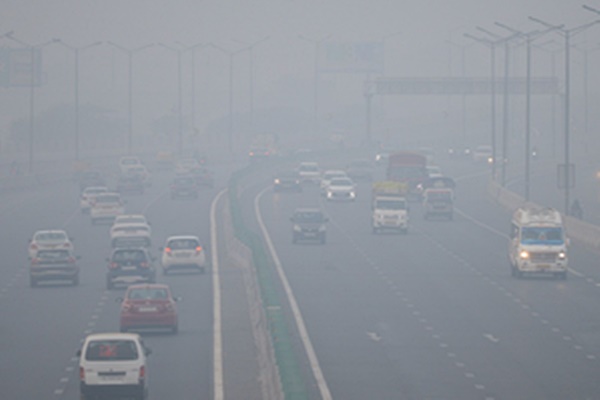 Delhi NCR’s Air Quality deteriorates further; breaches severe-plus level with average AQI 494