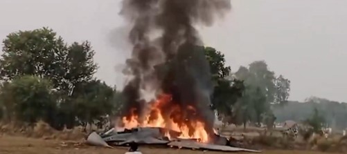 वायुसेना का एक विमान मिग-29 आगरा के निकट दुर्घटनाग्रस्‍त हो गया