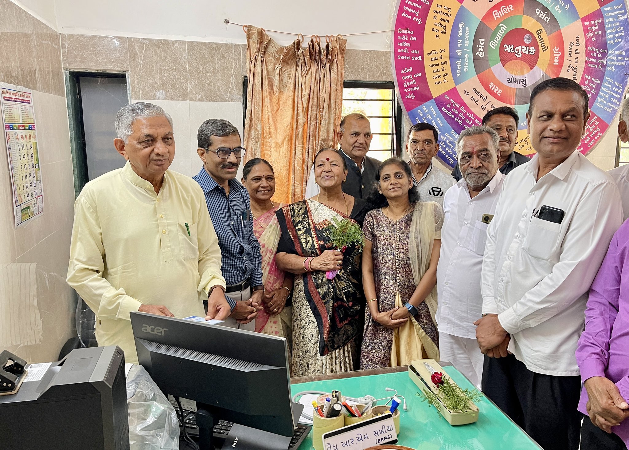 અન્ન અને નાગરિક પુરવઠા મંત્રી કુંવરજી બાવળિયાએ રાજકોટના ગોંડલ તાલુકાના વાસાવડ ગામમાં નવનિર્મિત આયુષ્માન કેન્દ્ર અને પ્રાથમિક આરોગ્ય મંદિરનું લોકાર્પણ કર્યું
