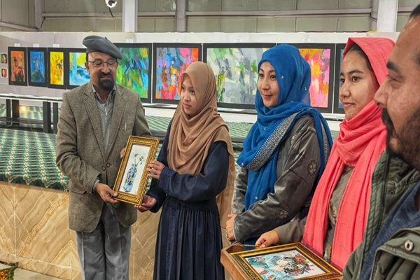 Ladakh: BRO’s Project Vijayak Showcases Young Talent in Kargil Art Exhibition