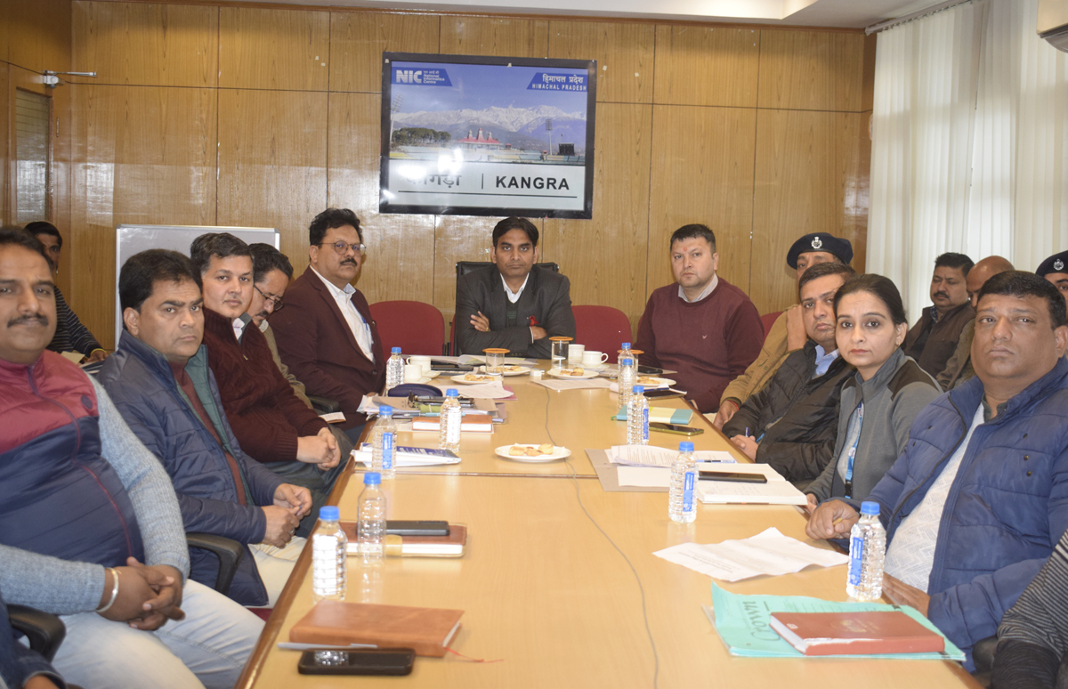 कांगड़ा जिला प्रशासन बर्फबारी के दौरान जिला में किसी भी प्रकार की आपदा से निपटने के लिए पूरी तरह मुस्तैद