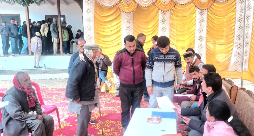 सुशासन सप्ताह के अंतर्गत पांगणा में किया गया खुला दरबार कार्यक्रम का आयोजन