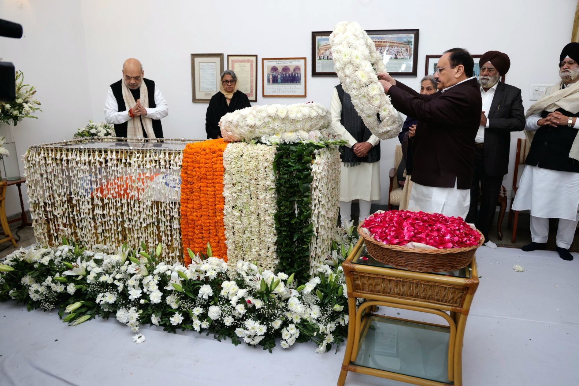 जेपी नड्डा ने कहा पूर्व प्रधानमंत्री और अर्थशास्त्री श्री मनमोहन सिंह जी का निधन राष्ट्र के लिए बहुत बड़ी क्षति है
