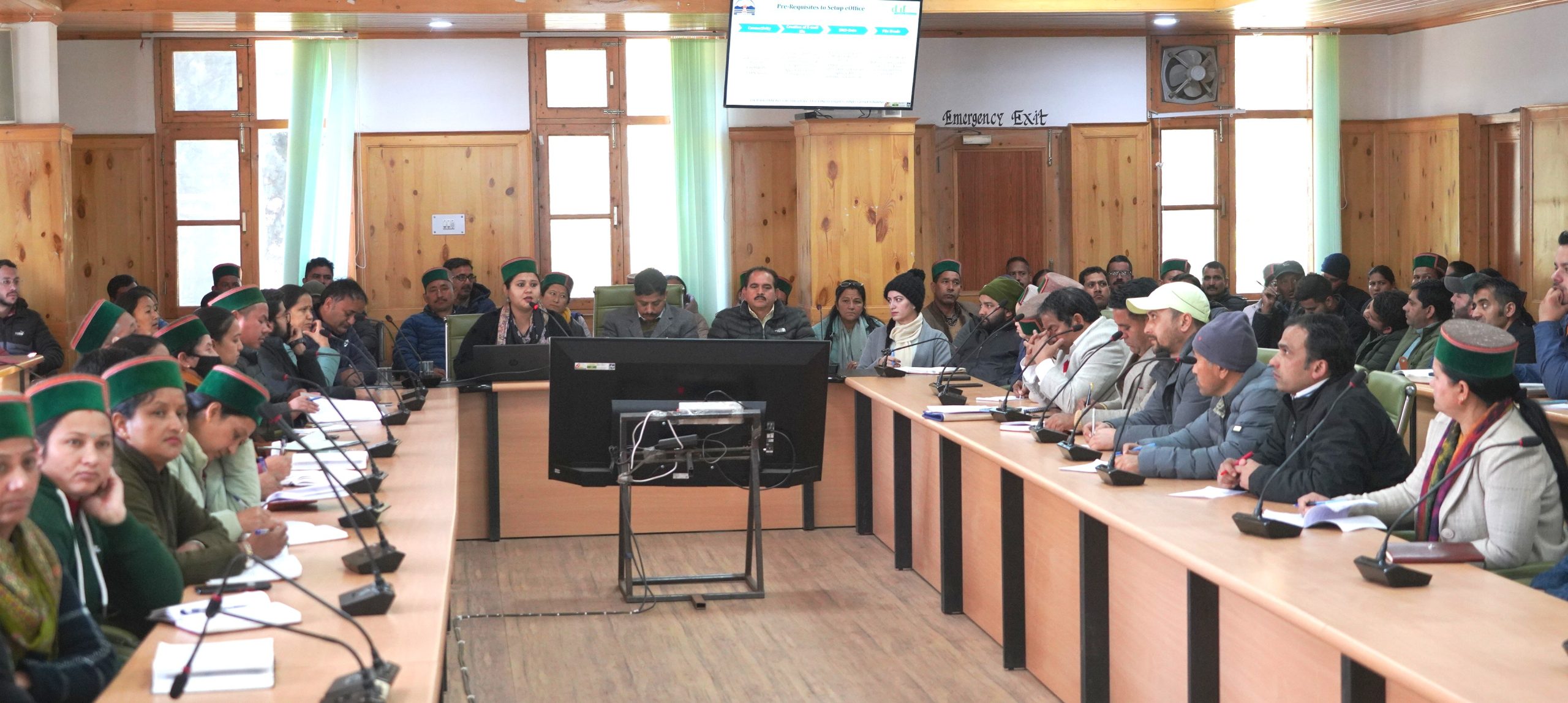 ई-ऑफिस प्रणाली को धरातल पर सफल बनाने के लिए एक दिवसीय प्रशिक्षण शिविर आयोजित