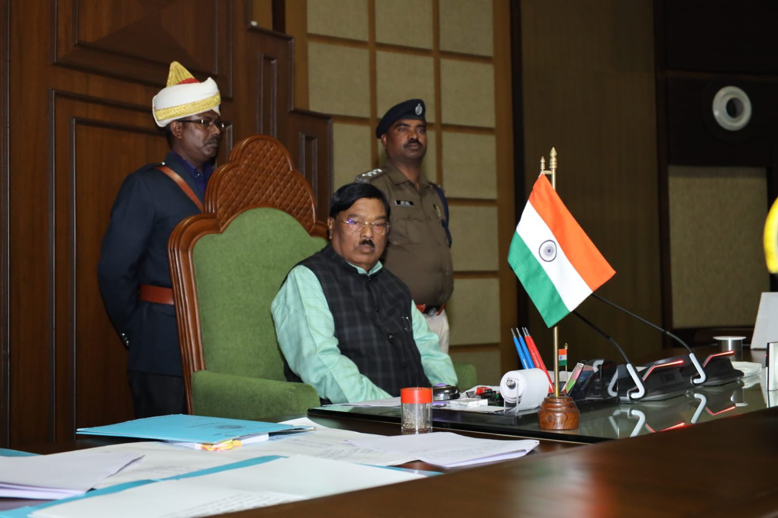 झारखंड विधानसभा का चार-दिवसीय विशेष-सत्र रांची में नवनिर्वाचित सदस्यों के स्वागत के साथ शुरू