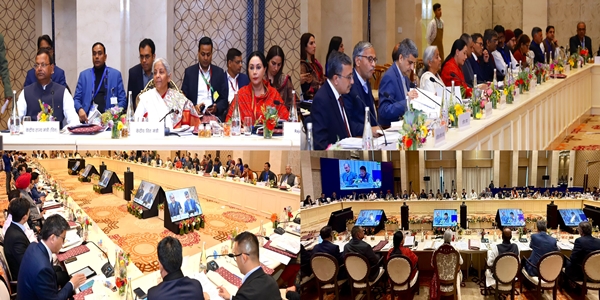 مرکزی وزیر خزانہ نرملا سیتا رمن، مالی سال 2026 کے مرکزی بجٹ پیش کرنے کی تیاری کے سلسلے میں جیسلمیر میں ریاستوں اور مرکز کے زیر انتظام علاقوں کے وزراء خزانہ کے ساتھ بجٹ سے پہلے کے صلاح مشورے منعقد کر رہی ہیں