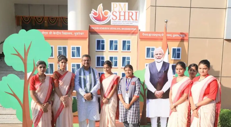 पीएम श्री योजना के अन्‍तर्गत 620 जवाहर नवोदय विद्यालय विकसित करेगी सरकार