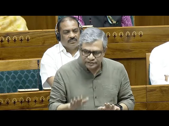 केंद्र द्वारा उठाए गए सुरक्षा उपायों के कारण में रेल दुर्घटनाओं में 60% की कमी आई