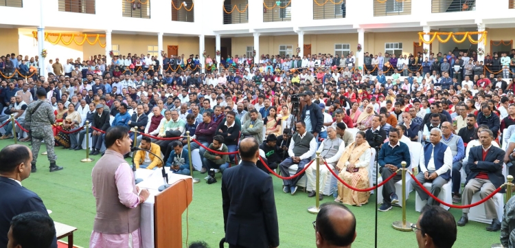 ৰাজ্য চৰকাৰে বিশ্বমানৰ সা-সুবিধাৰ সৈতে প্ৰতিখন বিদ্যালয়ৰ উন্নয়নৰ বাবে ৮ কোটি টকা বিনিয়োগ কৰি স্কুলীয়া আন্তঃগাঁথনিৰ ক্ষেত্ৰত বিপ্লৱৰ সূচনা কৰিছেঃ মুখ্যমন্ত্রী ড০ হিমন্ত বিশ্ব শৰ্মা