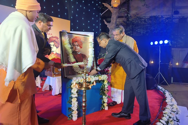 Indian High Commission at Dhaka celebrates National Youth Day