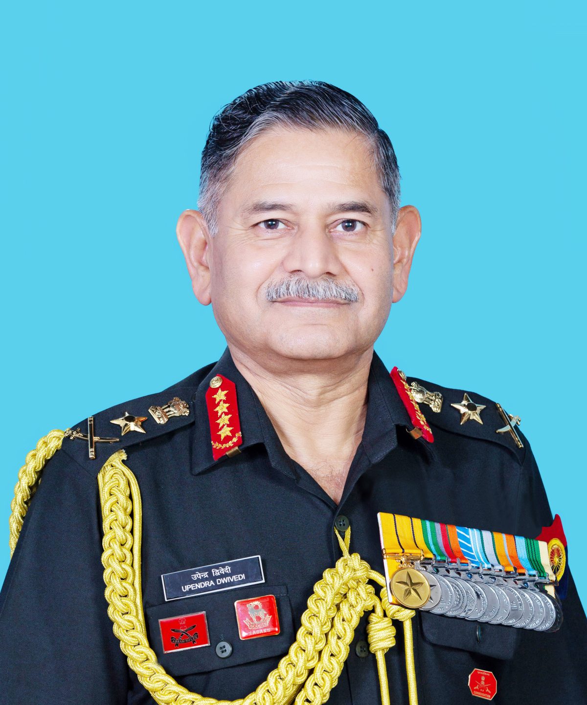 थल सेना अध्‍यक्ष जनरल उपेंद्र द्विवेदी ने आज उत्तराखंड के गढ़वाल क्षेत्र में अग्रिम सैन्‍य चौकियों का दौरा किया