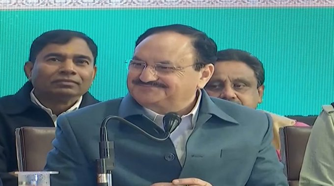 सत्ता में आई तो 500 रुपये में रसोई-गैस सिलेंडर और हर ग़रीब-महिला को 2,500 रुपये देगी भाजपा