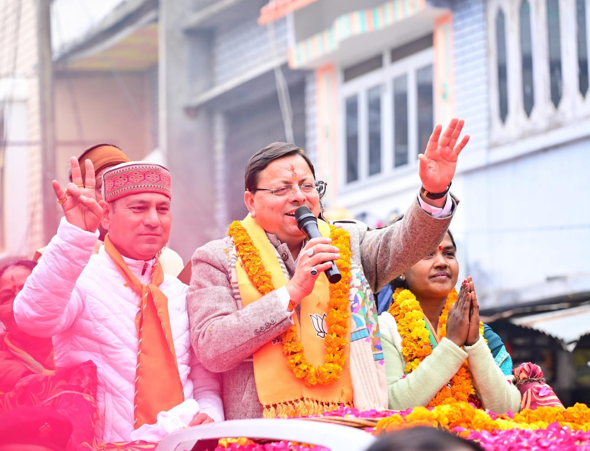 प्रदेश में निकाय चुनाव को लेकर उम्मीदवारों का प्रचार चरम पर