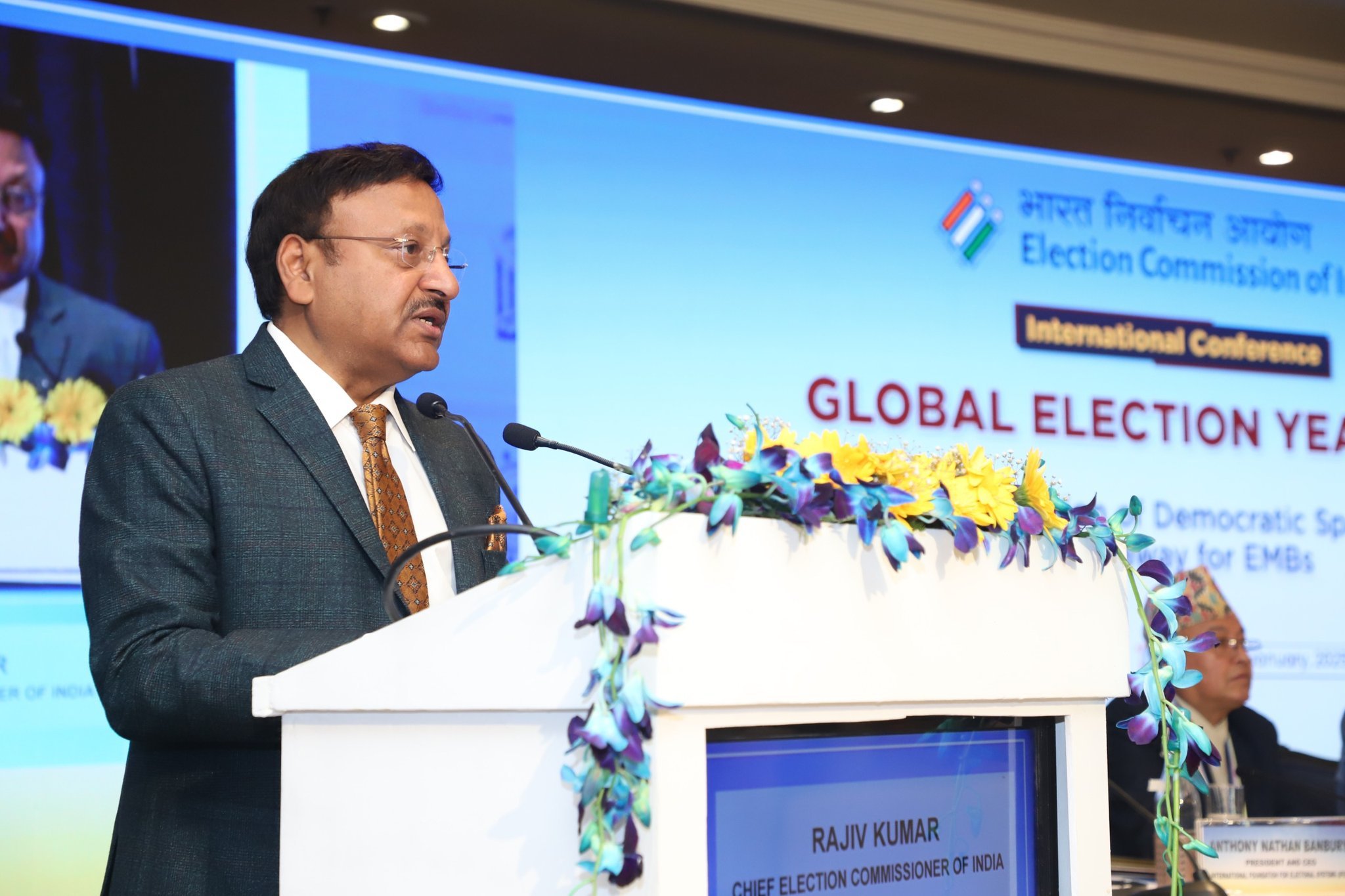 मुख्‍य निर्वाचन आयुक्‍त राजीव कुमार ने कहा कि बायोमेट्रिक प्रमाणीकरण एक भरोसेमंद नवाचार