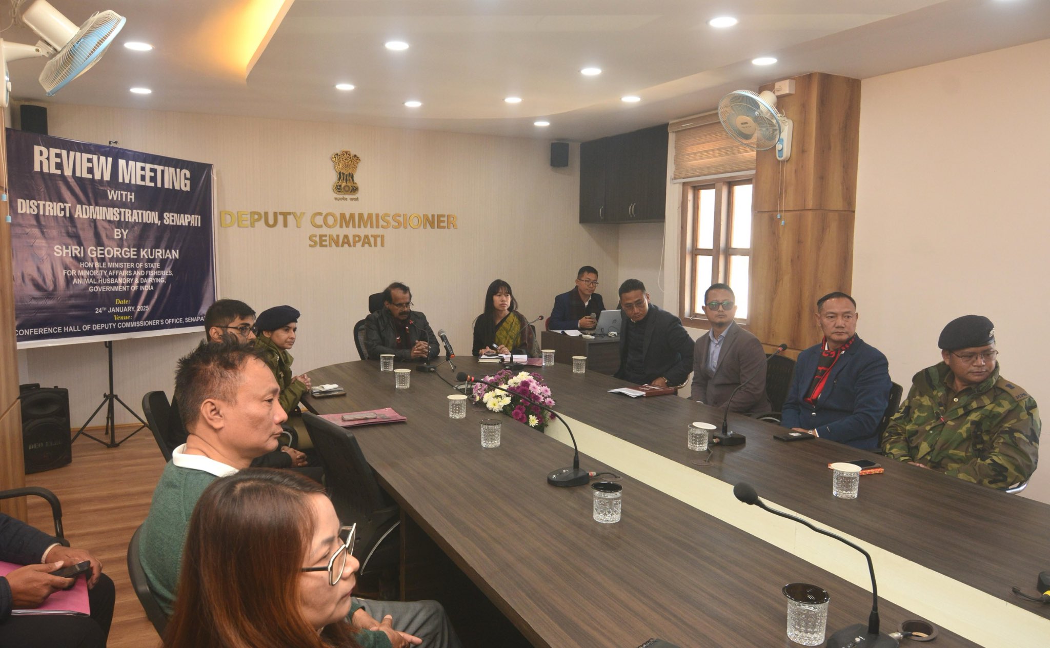 अल्पसंख्यक राज्य मंत्री जॉर्ज कुरियन ने मणिपुर के सेनापति जिले में विभिन्न संस्थानों और परियोजना स्थलों का किया निरीक्षण