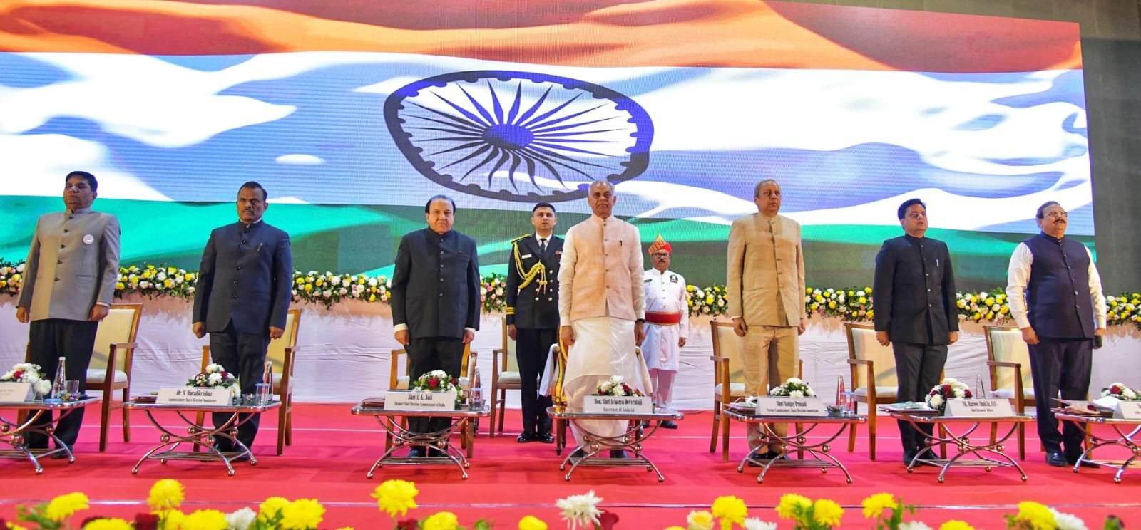 રાજ્યના વિવિધ જિલ્લાઓમાં રાષ્ટ્રીય મતદાતા દિવસની ઉત્સાહપૂર્વક ઉજવણી કરાઇ