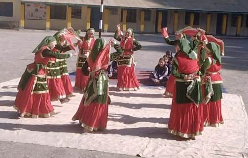 राजकीय वरिष्ठ माध्यमिक विद्यालय दाड़गी  में 76वां गणतंत्र दिवस अत्यंत हर्षोल्लास के साथ मनाया गया