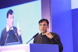 कौशल और मानकों को परस्‍पर मान्‍यता जैसी पहलों के जरिए भारत में वैश्विक श्रमशक्ति की कमी दूर करने की क्षमता है- श्रम और रोजगार मंत्री डॉक्‍टर मनसुख मांडविया