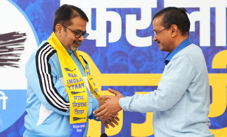 चुनाव आयोग ने अवध ओझा के वोट को ग्रेटर नोएडा से दिल्‍ली में स्‍थांतरित करने के आदेश दे दिए