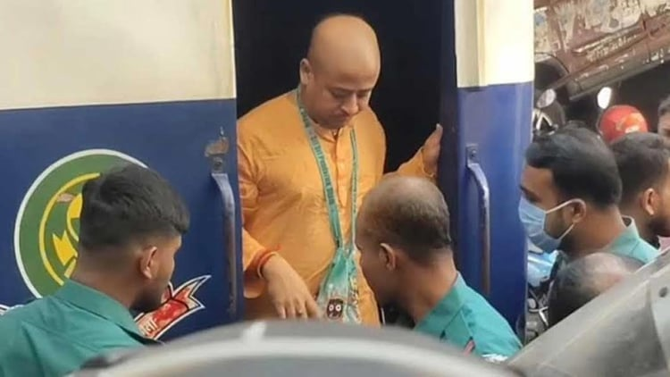 बांग्लादेश: हिंदू संत चिन्मय कृष्ण दास की जमानत याचिका पर आज उच्च न्यायालय में सुनवाई की संभावना