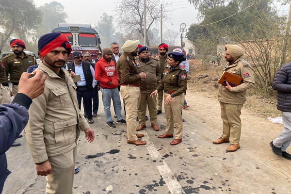पंजाब: फिरोजपुर में सड़क दुर्घटना, नौ लोगों की मौत और 15 घायल