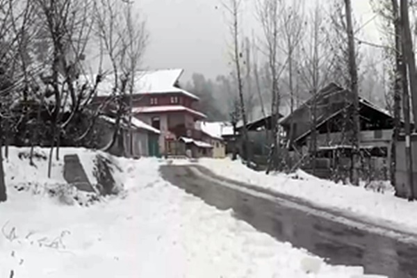 J&K: Weather expected to remain cloudy with dry conditions expected until Jan 10