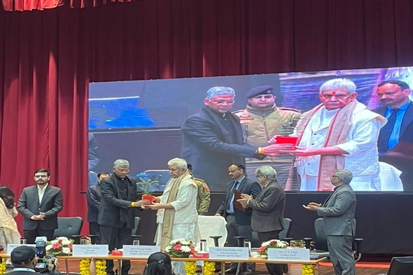 Govt is committed to shaping youth of J&K as top entrepreneurs: LG Manoj Sinha