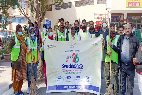 Swachhtantra campaign organised in J&K as part of 76th Republic Day