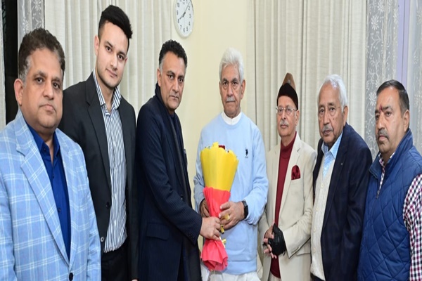 PHDCCI delegation submits economic, tourism development recommendations to J&K LG