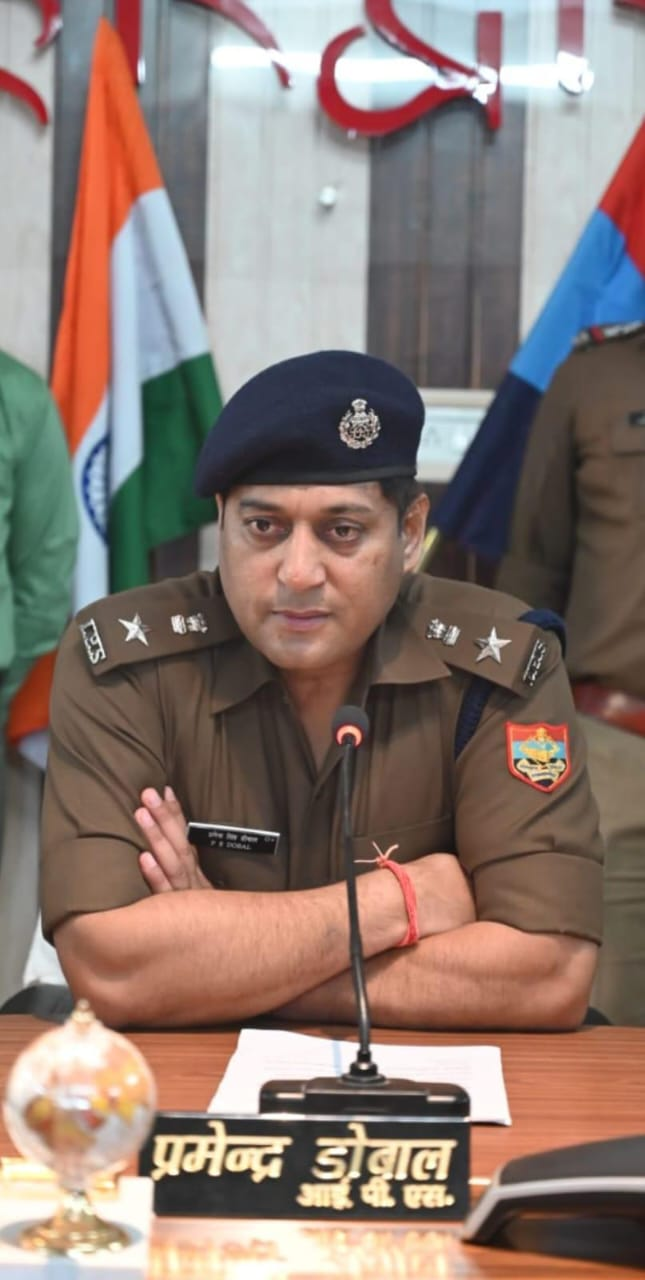 हरिद्वार में चैकिंग के दौरान पुलिस ने 150 पेटी शराब पकड़ी