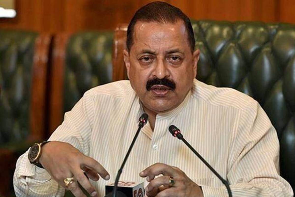 केंद्रीय मंत्री डॉ. जितेंद्र सिंह ने जम्मू-कश्मीर के युवाओं से ‘सरकारी नौकरी’ की मानसिकता से आगे बढ़ने और अपने कारोबार के अवसर तलाशने की अपील की