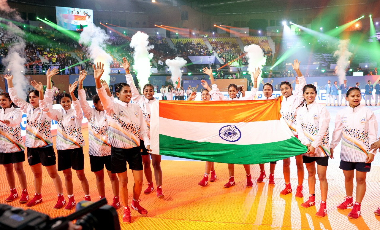 भारत की पुरुष और महिला दोनों टीमों ने पहले खो-खो विश्व कप में खिताब जीतकर इतिहास रचा