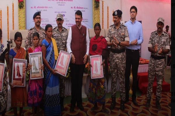 Maharashtra: 11 Naxalites, Including Top Leader Tarraka, Surrender in Gadchiroli, return to mainstream