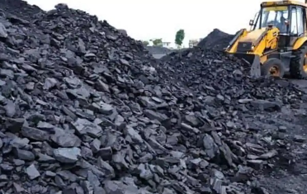 सरकार ने कहा है कि देश भर में कोयले की आवाजाही पिछले दो वर्षों में दोगुनी हो गई है