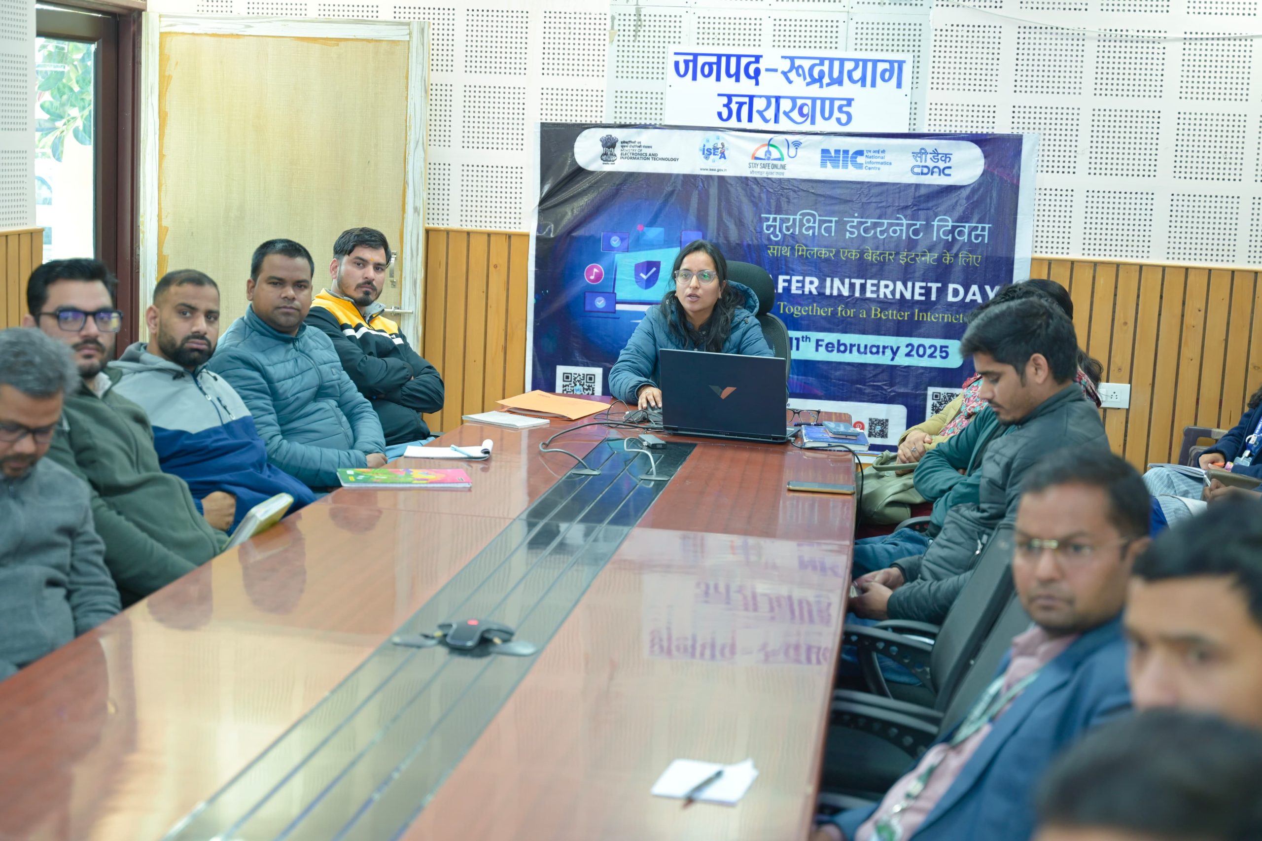 सुरक्षित इंटरनेट दिवस पर आज प्रदेश के विभिन्न जिलों में कार्यशाला का आयोजन