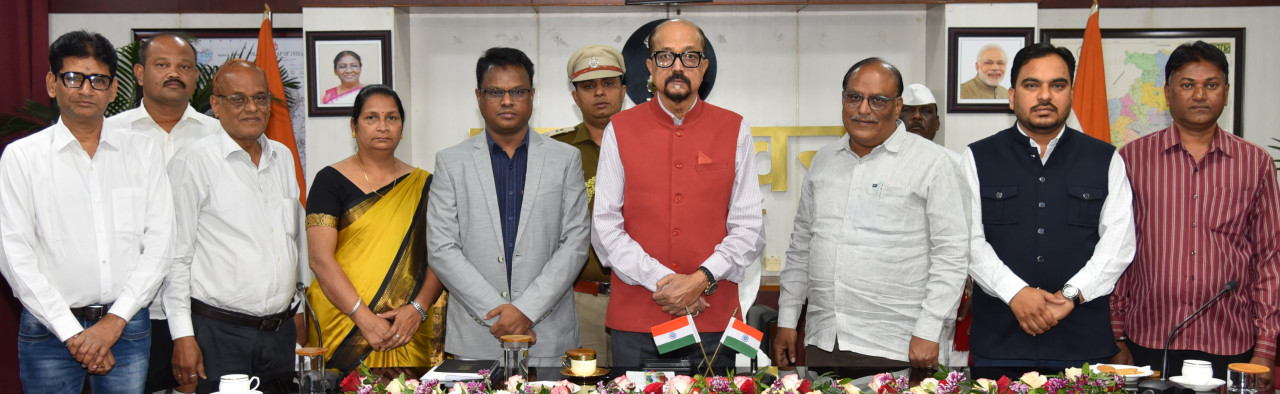 राज्यपाल रमेन डेका ने राज्य के टी.बी. मरीजों के लिए पौष्टिक भोजन उपलब्ध कराने के लिए राशि प्रदान की