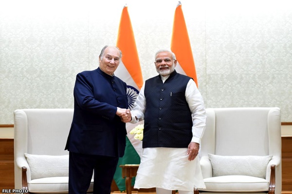 प्रधानमंत्री नरेन्‍द्र मोदी ने इस्‍माइली मुसलमानों के धर्म गुरू करीम आगा खान चतुर्थ के निधन पर शोक व्‍यक्‍त किया