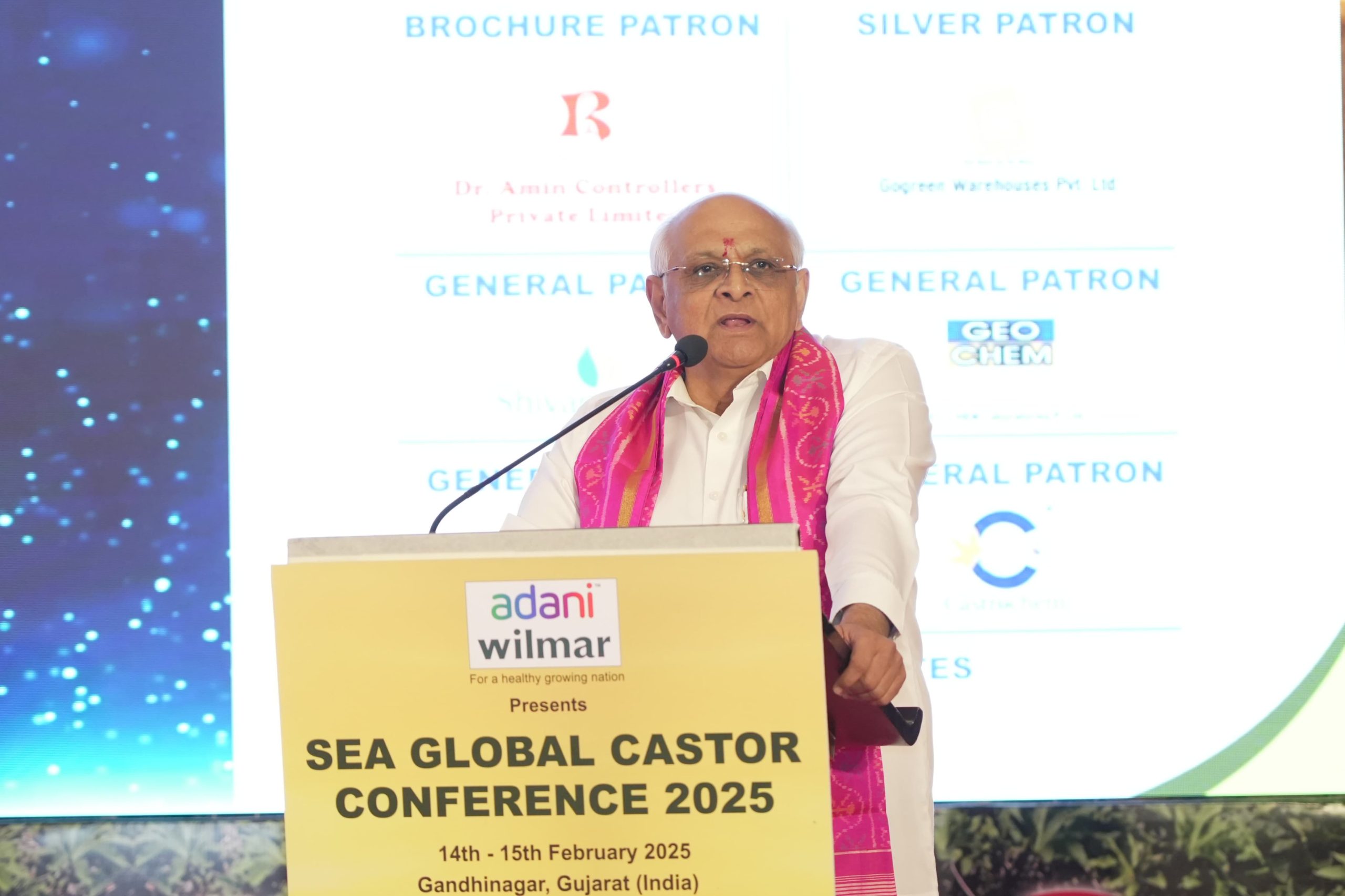 મુખ્યમંત્રી ભૂપેન્દ્ર પટેલે આજે ગાંધીનગરમાં એરંડાના પાક અને ઉદ્યોગ અંગેની વૈશ્વિક પરિષદનું ઉદ્ઘાટન કર્યું