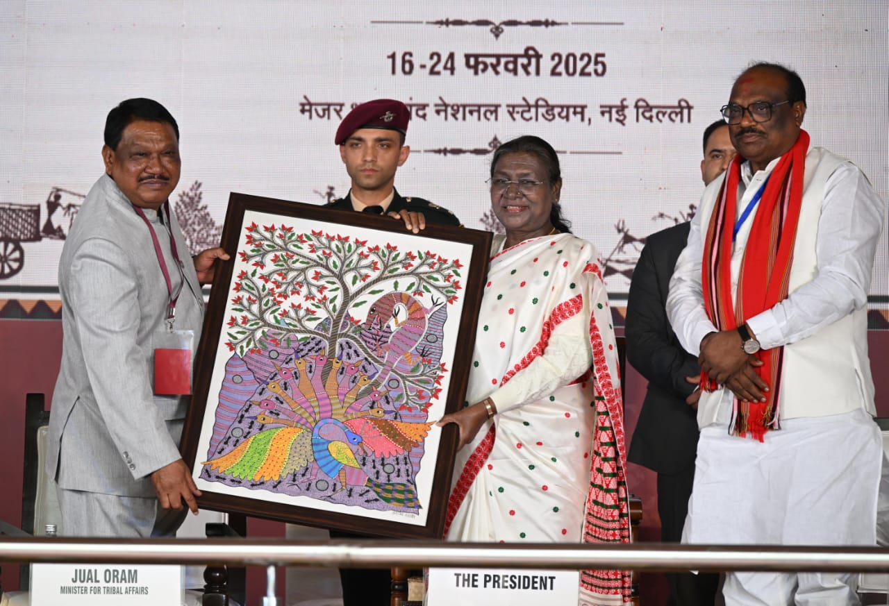 राष्ट्रपति द्रौपदी मुर्मु ने नई दिल्ली में आदि महोत्सव 2025 का उद्घाटन किया
