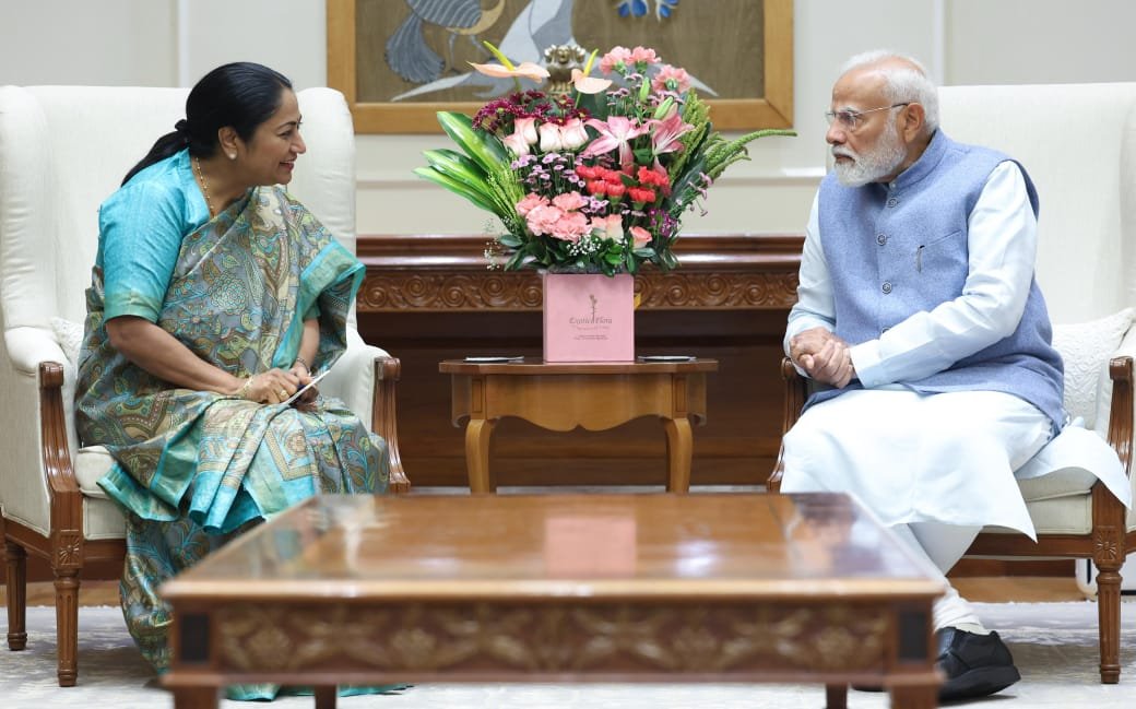 दिल्ली की मुख्यमंत्री रेखा गुप्ता ने नई दिल्‍ली में प्रधानमंत्री नरेंद्र मोदी से उनके आवास पर मुलाकात की